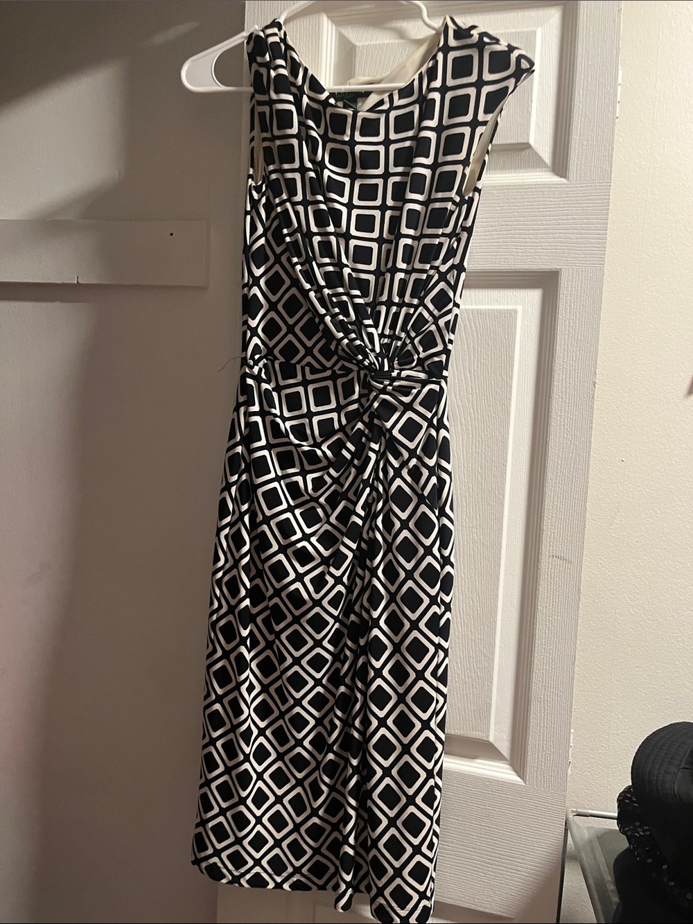 Black & White Geometric Knot-Front Women's Dress